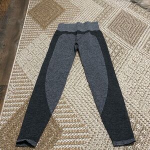 Pink seamless tights